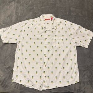 Havanera White Button Front Short Sleeve Pineapple Shirt
